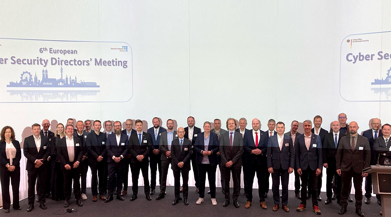 Teilnehmerinnen und Teilnehmer des 6. europäischen Direktorentreffens (Bild: © BSI )